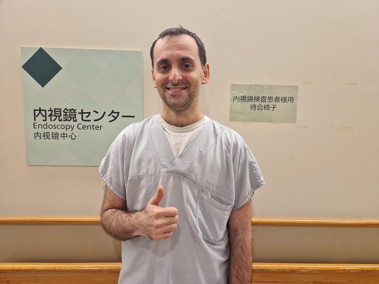 Dr. Drilon Haziri unmittelbar nach seiner Ankunft im NTT Medical Center Tokyo....