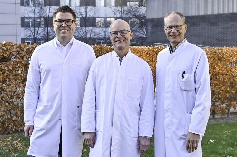 (v.l.:) Dr. med. Simon D. Herkenrath, Dr. med. Markus Meibert und Dr. med. Bodo...