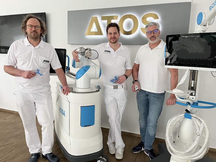 (v.l.n.r.): Dr. med. univ. Lucas Berger, Dr. med. univ. Josef Dürager, Dr....