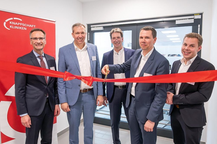 Eröffnung ZKIMED in Bochum (v.l.n.r.): Prof. Dr. Michael Adamzik, Direktor der...