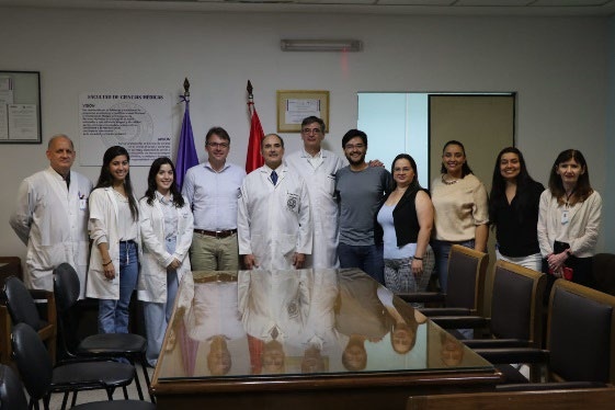 Beim aktuellen Besuch in San Lorenzo gab es einen herzlichen Empfang beim Dekan...