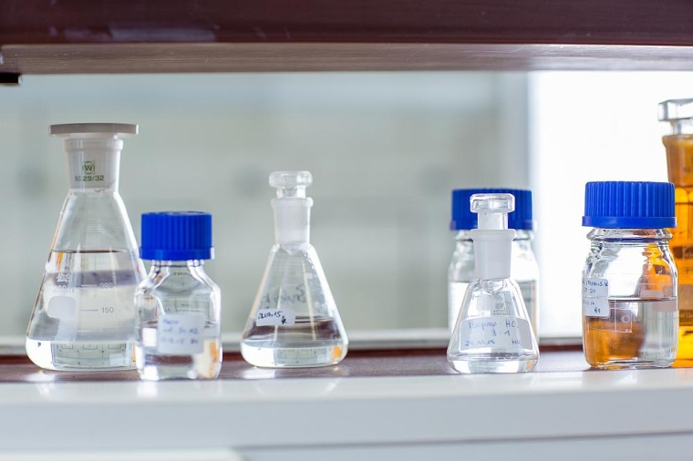 Wird bis zu 12 Stunden nach der Verabreichung von K.O.-Tropfen eine Urinprobe...