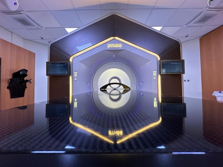 Der hochmoderne Linearbeschleuniger an der Klinik für Strahlenheilkunde....