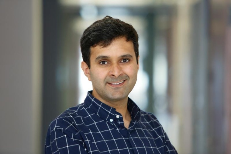 Vivek Thacker, PhD (Universitätsklinikum Heidelberg) wird von der Aventis...