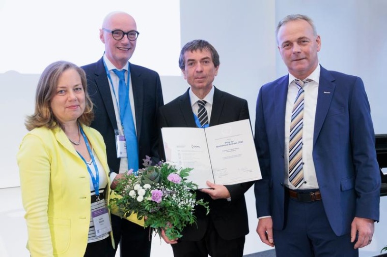 DGKL verleiht Preis für Biochemische Analytik an Rudolf Valenta Foto: Jörg...