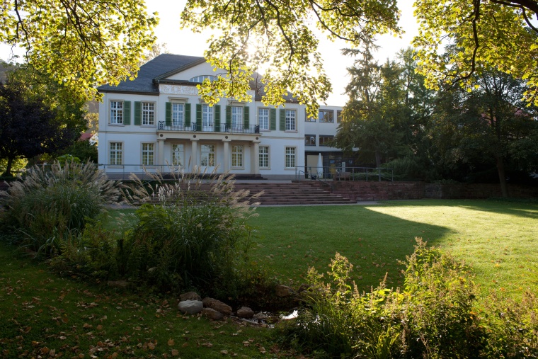 Die Thoraxklinik Heidelberg lädt in das Rohrbacher Schlösschen ein. Foto:...
