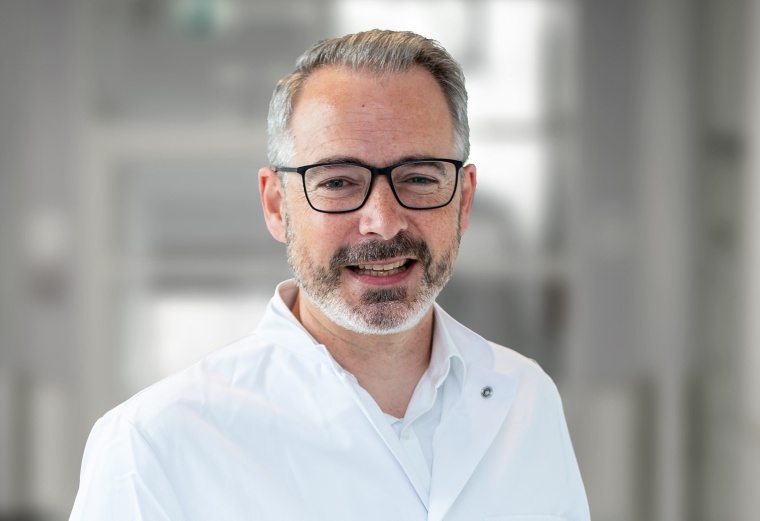 Michel André Bott ist seit 1. Oktober neuer Chefarzt der Abteilung Innere...