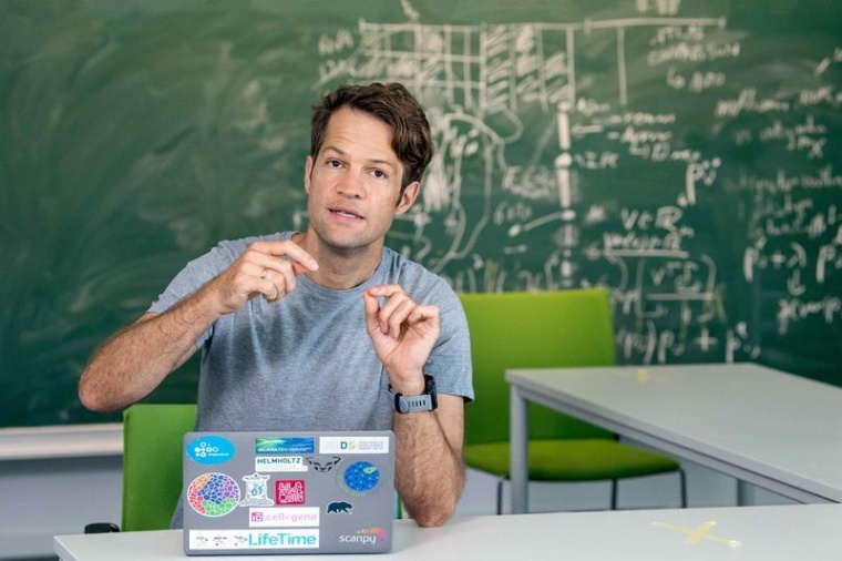 Fabian Theis, Professor für Mathematische Modellierung biologischer Systeme,...