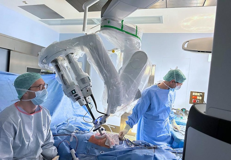 Anfang Februar wurde am Universitätsklinikum Freiburg die erste Operation mit...