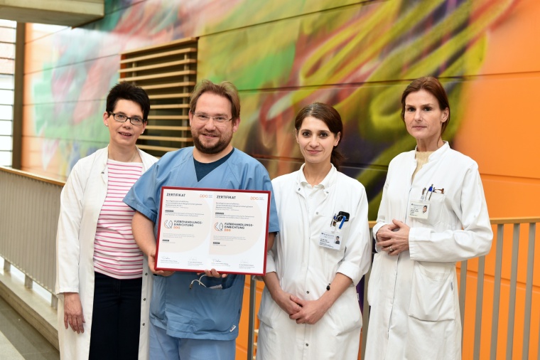 (v. l.): Dr. Marianne Ehren, Dr. Leonid Gorelik, Dr. Miriam Cheaib und Prof....