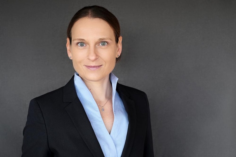 Prof. Dr. Anja M. Boos ist neue Direktorin der Klinik für Plastische Chirurgie...