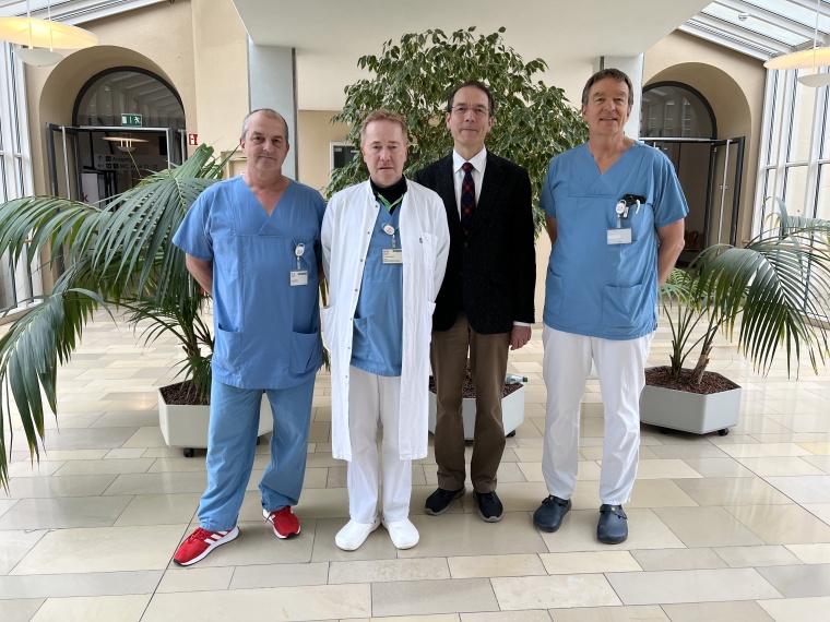 Das Leitungsteam der Schwabinger Infektiologie und Tropenmedizin freut sich auf...