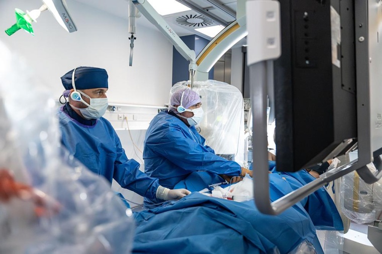 Die neue Pulmonalklappe ermöglicht bei bestimmten angeborenen Herzfehlern eine...