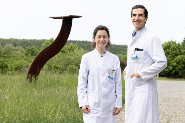Dr. Elisabeth Meedt und Dr. Erik Thiele Orberg wurden mit dem Preis der...