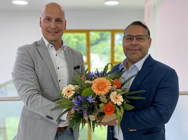 Chefarzt Freddy Frontado (r.) und Simon Vieten, Kaufmännischer Direktor. Foto:...