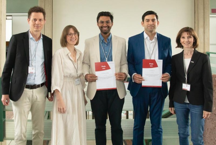 Preisverleihung auf dem 21. HepNet Symposium (v. l. n. r.): Prof. Dr. Christian...