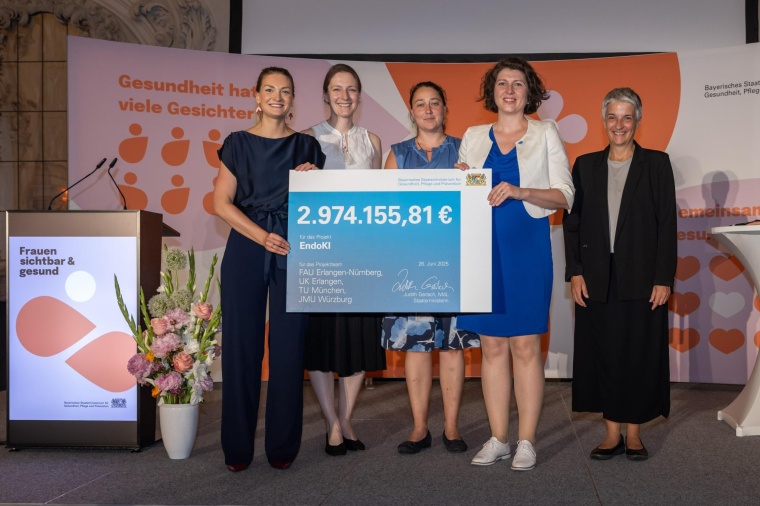 Mit drei Millionen Euro fördert das Bayerische StMGP das Forschungsprojekt des...