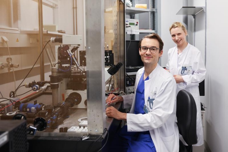 Priv.-Doz. Dr. Felix Wiedmann, leitender Oberarzt der Klinik für Kardiologie...