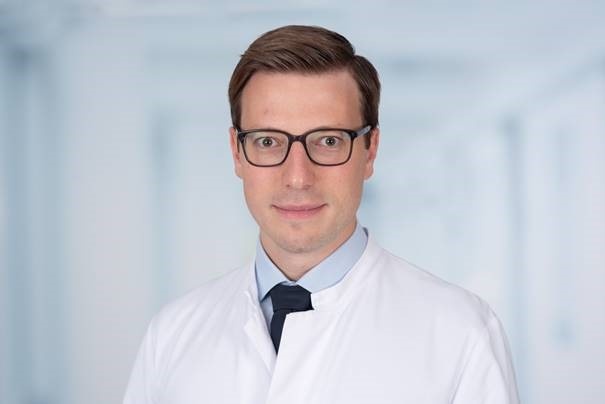 Seit August leitet Prof. Maximilian Pfau die W3-Professur für Retinologie und...