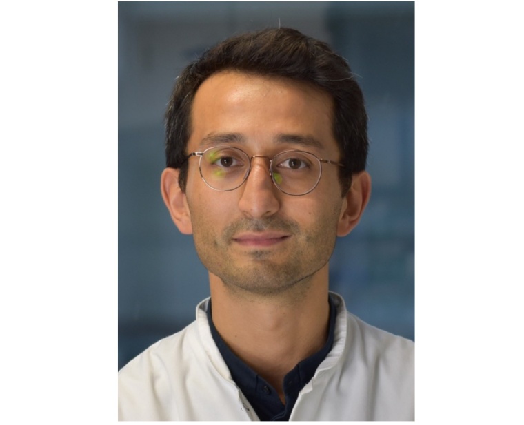 Dr. Ali M. Afzali erhält den Fritz-und-Ursula-Melchers-Postdoktorandenpreis...