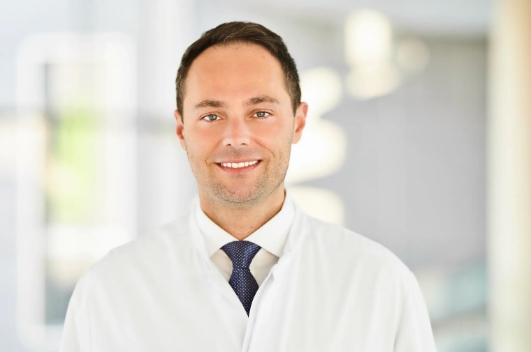 Priv.-Doz. Dr. med. Christopher Schmeel Foto: Johann Saba/UKB