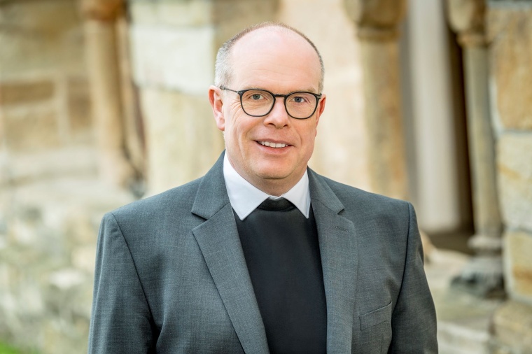 Weihbischof Johannes Wübbe, Vorsitzender des Aufsichtsrats der...