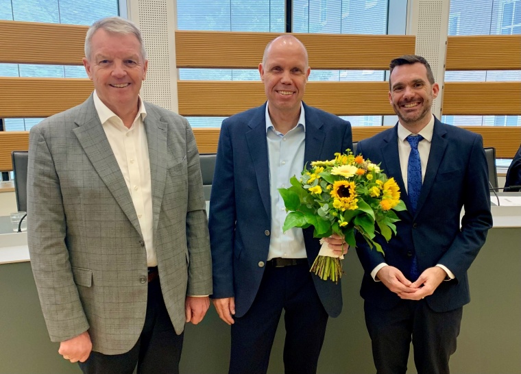 Freuen sich über die einstimmige Wahl des LWL-Krankenhausausschusses: (v.l.)...