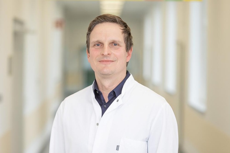 PD Dr. med. Albrecht Kunze, Chefarzt der Klinik für Neurologie an der...