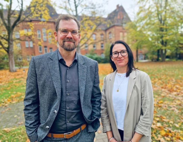 PKL-Geschäftsführer Jan-Hendrik Kramer (l.) freut sich über Verstärkung in...
