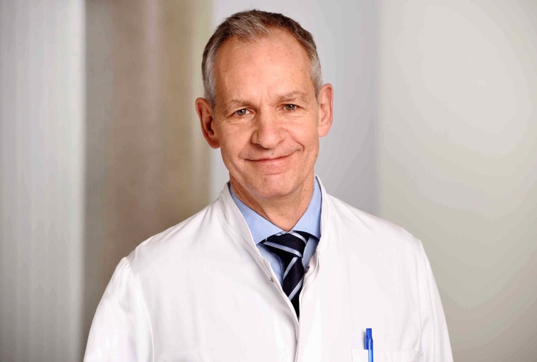 Integrative Medizin als wichtiger Lösungsansatz in der Krise: Prof. Dr. Mark...