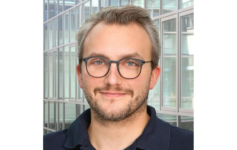 Dr. David Beckers übernimmt Leitung der Klinik für Anästhesiologie,...