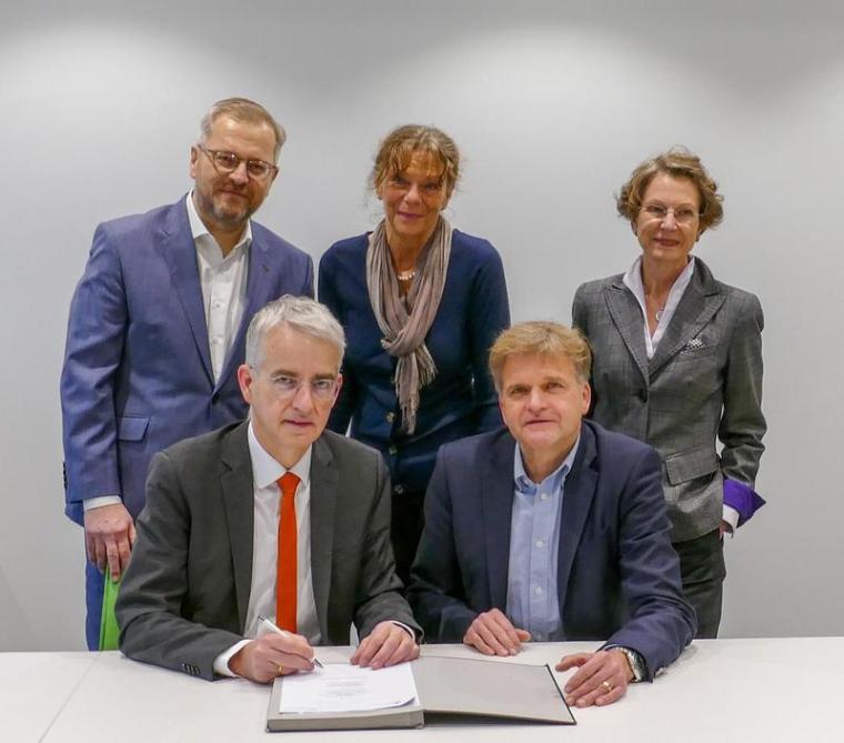 Wollen gemeinsam die altersmedizinische Versorgung verbessern (von links):...