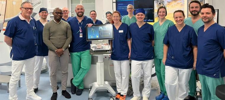 Die Teams Herzkatheterlabor und Cathworks im St. Marienhospital Vechta freuen...