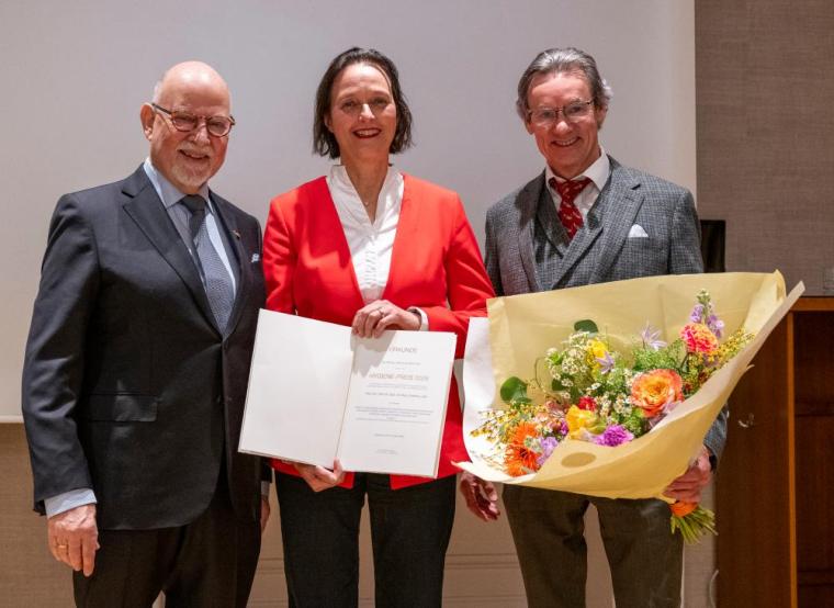 Prof. Dr. Iris Freya Chaberny erhlielt den Hygiene-Preis 2026 der Rudolf...
