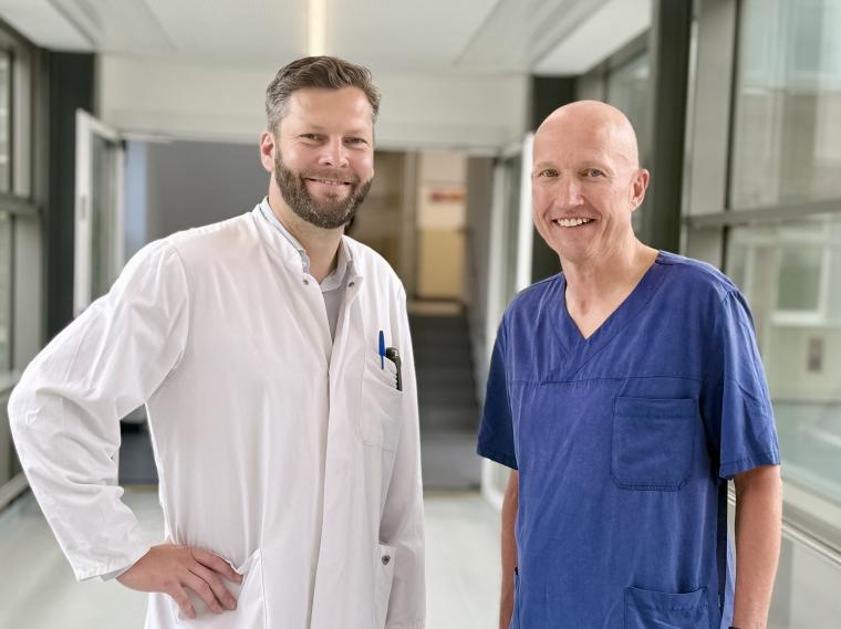 Dr. Tim Fahlbusch (l.) verstärkt als Leiter der Leber-, Gallenwegs- und...