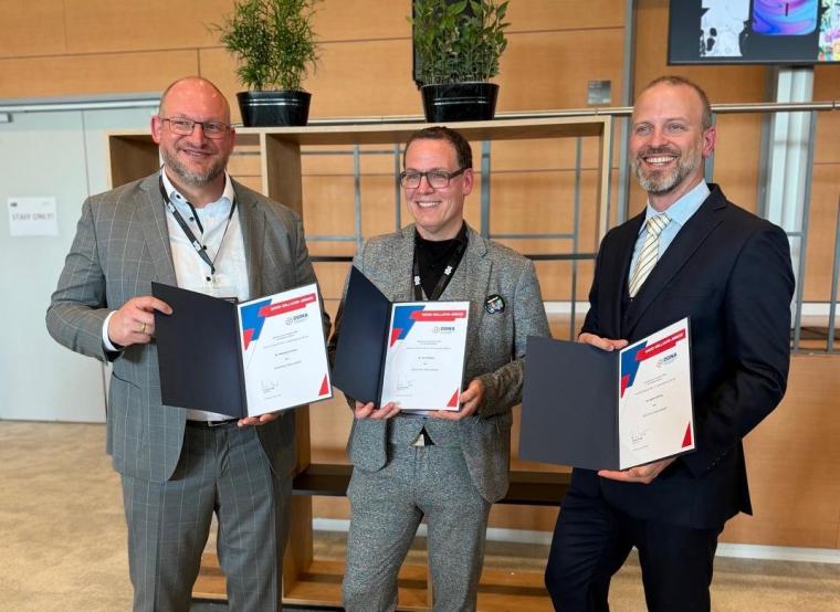 Dr. med. Henning Biermann, Dr. med. Mark Michael, Dr. med. Ingmar Gröning (von...