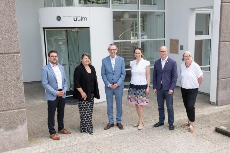 Das neue Präsidium der Universität Ulm: v.l. Prof. Kay-Eberhard Gottschalk,...
