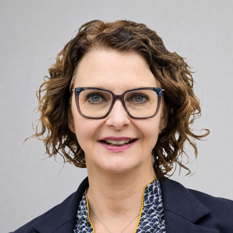 Dr. Claudia Fremder ist Fachlicher Vorstand der DGD Stiftung in Marburg. Der...