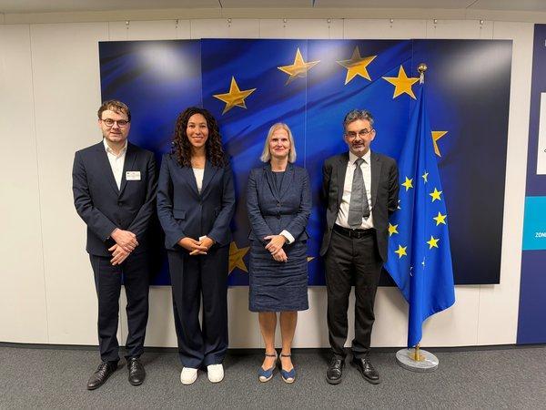 DKG-Europareferent Marius Korte, Prof. Dr. Henriette Neumeyer, Annukka Ojala,...
