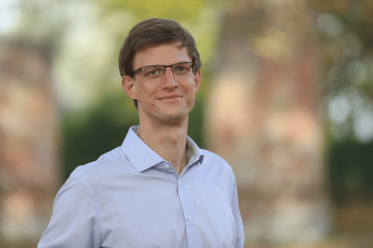 Dr. Ansgar Schmidt-Bleker